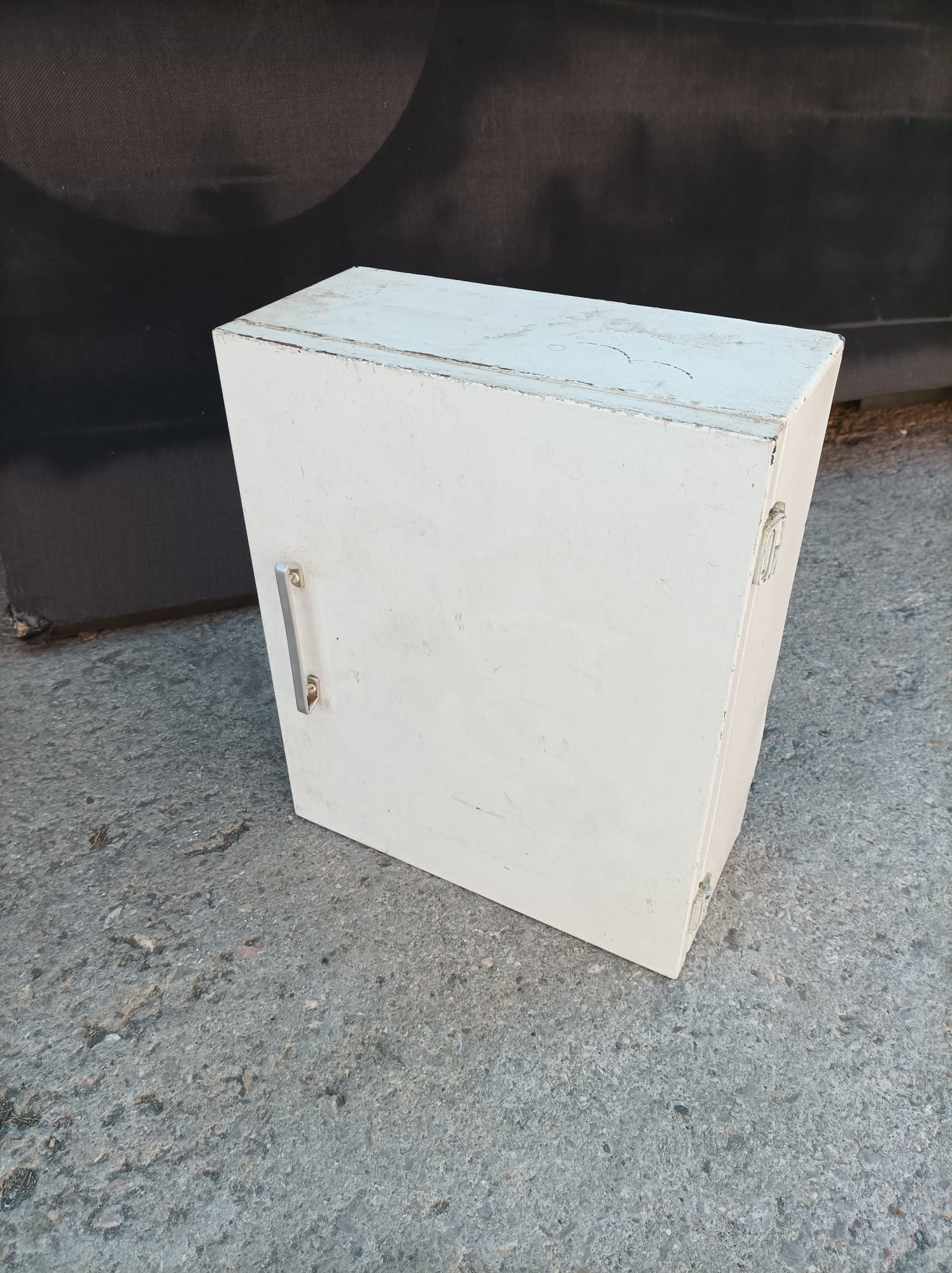 botiquin metal blanco 37.5x30x14 1u.